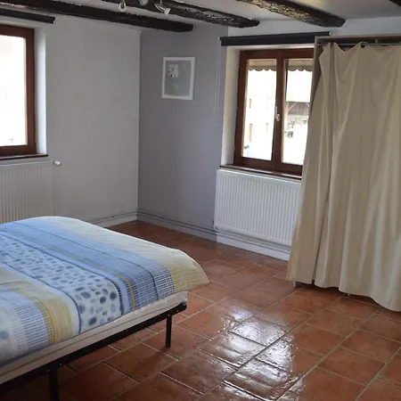 6 Personnes Dans Maison Alsacienne *